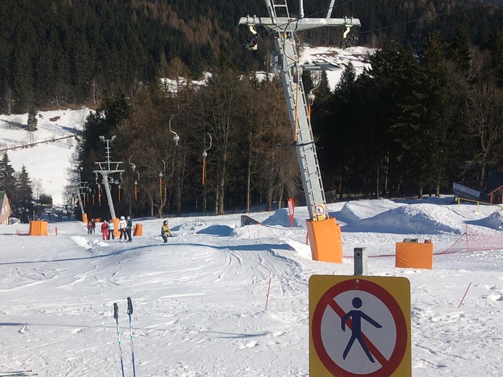 Chata Jawa Hotell Strážné Eksteriør bilde