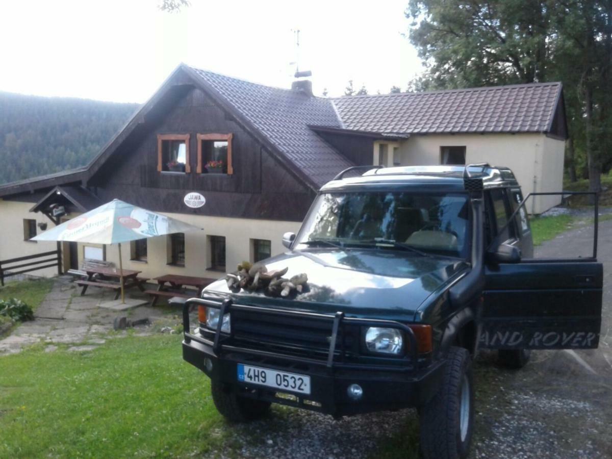 Chata Jawa Hotell Strážné Eksteriør bilde